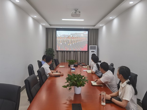 金陽(yáng)公司收看現場(chǎng).jpg